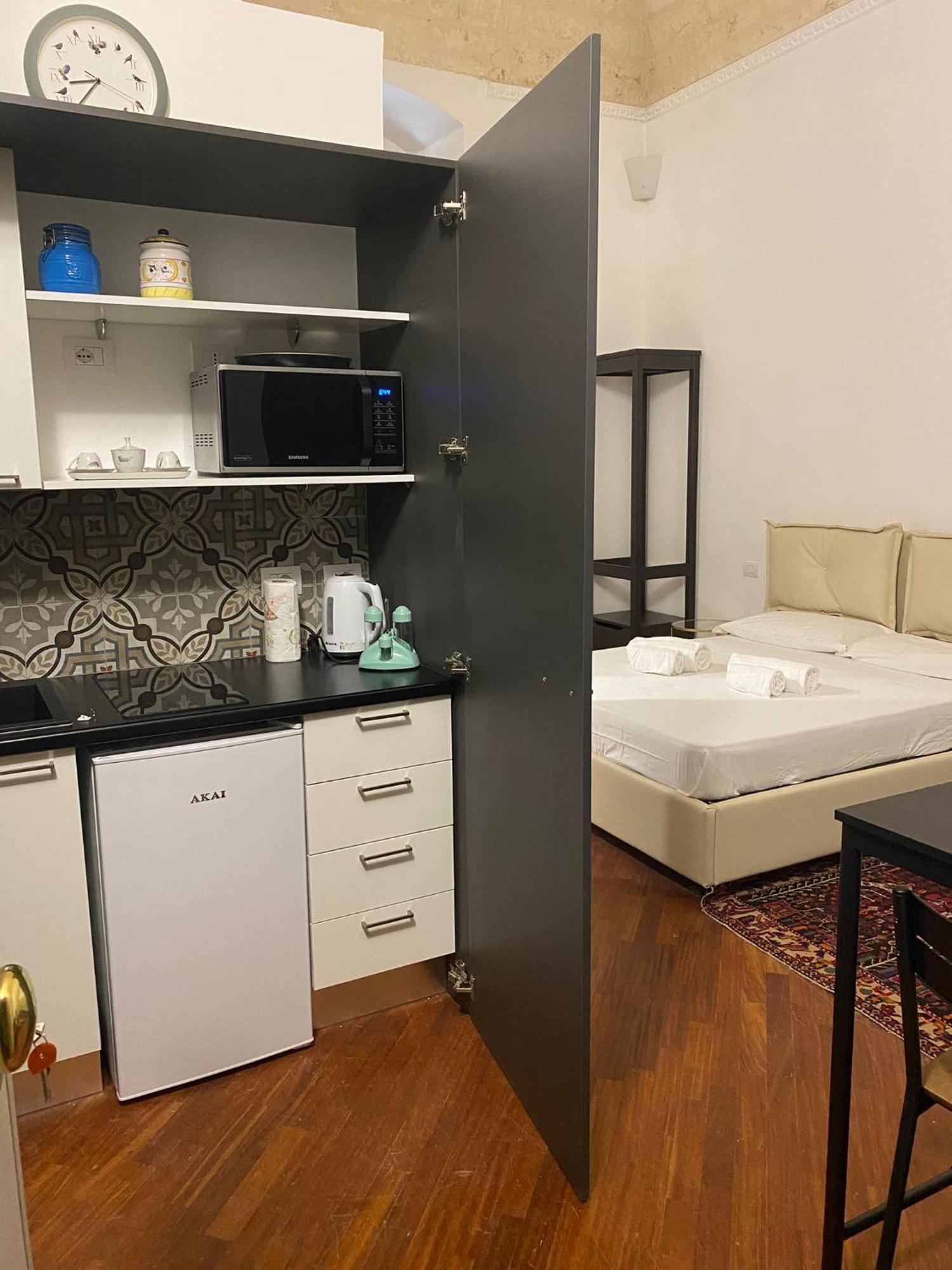Araba Fenice Apartments - Bari Centro מראה חיצוני תמונה